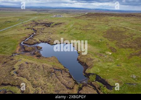 Ausgedehntes Deckmoor auf tiefem Moor im Yorkshire Dales National Park nahe Tan Hill Inn. North Yorkshire, Großbritannien. Stockfoto