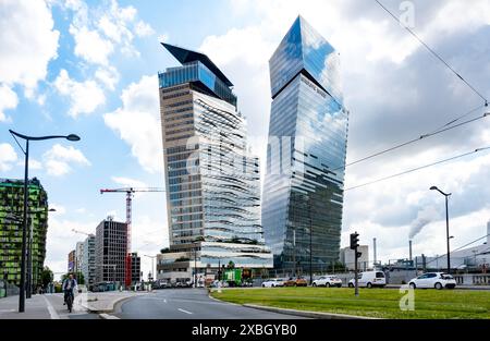 Paris, Frankreich, Stadtbild mit Tours Duo, Doppeltürme von Architekten Jean Nouvel im 13h Arrondissement von Paris, nur Redaktion. Stockfoto