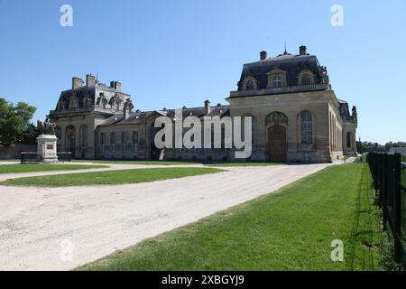 Chantilly, Frankreich - 26. Mai 2012: Die Großen Ställe, Heimat des Pferdemuseums (französisch: Musée Vivant du Cheval). Stockfoto