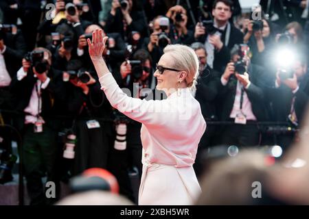 CANNES, FRANKREICH - 14. MAI: Meryl Streep besucht den Eröffnungsteppich beim Festival de Cannes 2024 in Cannes (Foto: Giovanna Onofri) Stockfoto