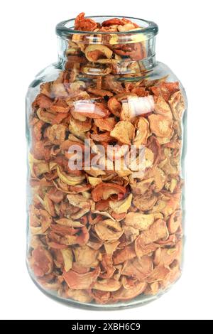 Getrocknete Äpfel in einem Glasgefäß Stockfoto