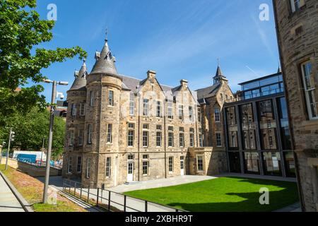 Das Edinburgh Futures Institute ist Teil der University of Edinburgh am Old Royal Infirmary Stockfoto