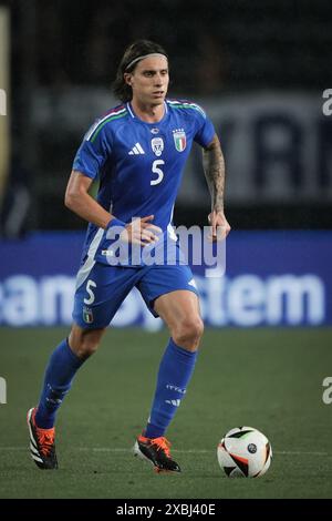 Empoli, Italien. Juni 2024. Italiens Riccardo Calafiori in Aktion während des Freundschaftsspiels 2024 zwischen Italien und Bosnien und Herzegowina im Carlo Castellani Stadion - Sport, Fußball - Empoli, Italien - Sonntag, 8. Juni 2024 (Foto: Massimo Paolone/LaPresse) Credit: LaPresse/Alamy Live News Stockfoto