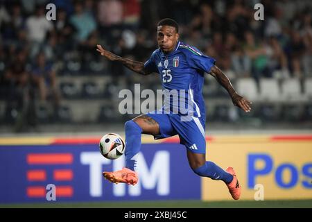 Empoli, Italien. Juni 2024. Italiens Michael Folorunsho in Aktion während des Freundschaftsspiels 2024 zwischen Italien und Bosnien und Herzegowina im Carlo Castellani Stadion - Sport, Fußball - Empoli, Italien - Sonntag, 8. Juni 2024 (Foto: Massimo Paolone/LaPresse) Credit: LaPresse/Alamy Live News Stockfoto