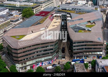 Ein Blick aus der Vogelperspektive des One New Change Shopping Centre, London, Großbritannien. Stockfoto