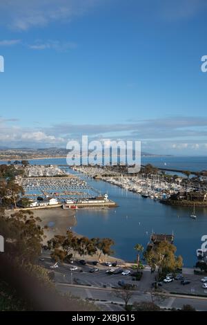 Blick auf Dana Point Harbor und Yachthafen Orange County im Süden Kaliforniens USA Stockfoto