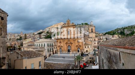 Duomo Di San Pietro Modica Sizilien Italien. Stockfoto