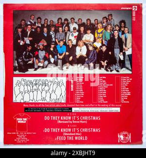 Die Rückseite der ursprünglichen 12-Zoll-Single-Version von Do They Know IT's Christmas von Band Aid, die 1984 veröffentlicht wurde Stockfoto