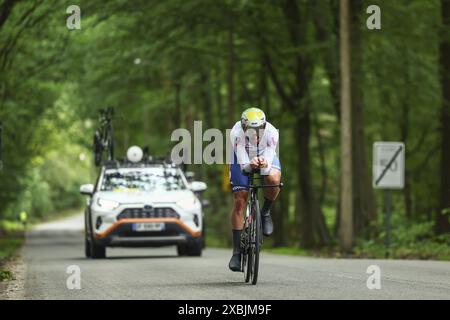 Koersel, Belgien. Juni 2024. Der französische Anthony Turgis von TotalEnergies wurde am Mittwoch, den 12. Juni 2024, in Koersel während der ersten Etappe des Radrennens der Baloise Belgium Tour in Aktion gezeigt. BELGA FOTO DAVID PINTENS Credit: Belga News Agency/Alamy Live News Stockfoto