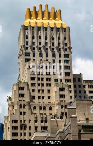 Die Trump Parc Eigentumswohnungen befinden sich im Central Park South, 2024, New York City, USA Stockfoto