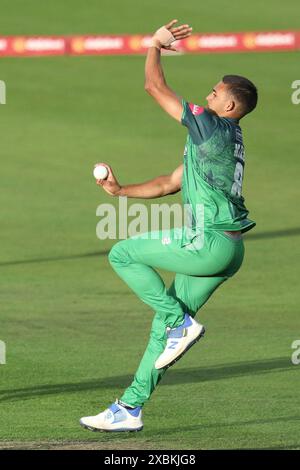 Ben Mike von Leicestershire Foxes in Bowlingspiel während des Vitality T20 Blast Matches zwischen Durham und Leicestershire Foxes im Seat Unique Riverside, Chester le Street am Mittwoch, den 12. Juni 2024. (Foto: Robert Smith | MI News) Credit: MI News & Sport /Alamy Live News Stockfoto