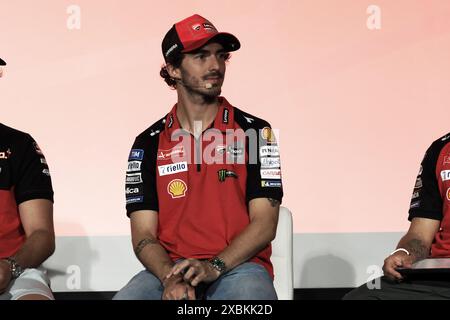 Borgo Panigale, Italien. Juni 2024. Mit CEO Claudio Domenicali, den MotoGP-Fahrern Pecco Bagnaia und Enea Bastianini, Toni Cairoli vom neuen Ducati Cross Team. Bologna, 12. Juni 2024, Ducati Factory in borgo Panigale Credit: Independent Photo Agency/Alamy Live News Stockfoto