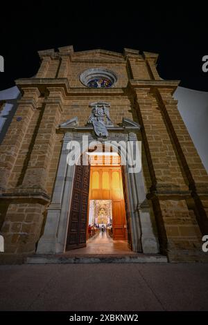 Kathedrale von San Gerlando in Agrigento, Sizilien, Italien bei Nacht. Stockfoto