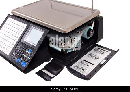 Elektrofachwaage isoliert auf weißem Hintergrund. A Ersetzen von Thermopapierrollen im POS-Belegdrucker. Stockfoto