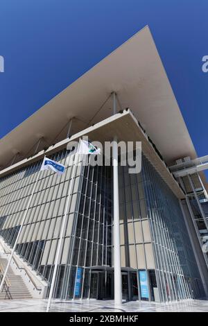 Griechische Nationaloper, Kulturzentrum der Stiftung Stavros Niarchos, Architekt Renzo Piano, Kallithea, Metropolregion Athen, Griechenland Stockfoto