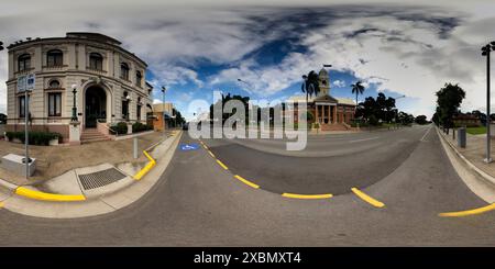 360 Grad Panorama Ansicht von 360°-Panorama des historischen Rathauses und der School of Arts auf der Kent Street Queensland Australien