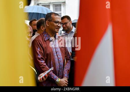 Nicht exklusiv: LVIV, UKRAINE - 11. JUNI 2024 - außerordentlicher und bevollmächtigter Botschafter der Republik Indonesien in der Ukraine Arief Muhammad Bas Stockfoto