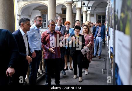 Nicht exklusiv: LVIV, UKRAINE - 11. JUNI 2024 - außerordentlicher und bevollmächtigter Botschafter der Republik Indonesien in der Ukraine Arief Muhammad Bas Stockfoto