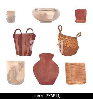 Ein Set aus keramischen Blumentöpfen aus weißem und rotem Ton und Körbe aus hellem und dunklem Stroh für einen Innenraum in rustikalem oder wabi-Sabi Stockfoto