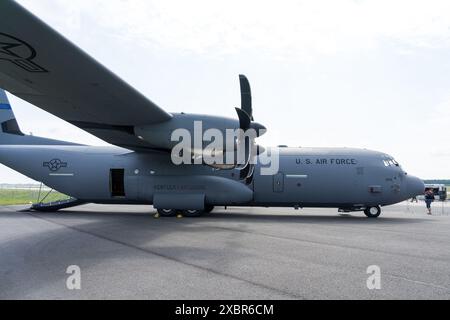 BERLIN - 07. JUNI 2024: Der taktische Luftheber Lockheed C-130 Hercules. ILA Berlin Air Show. Stockfoto