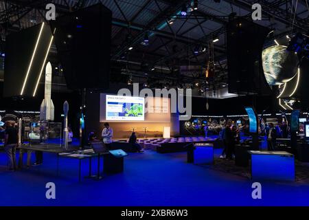 BERLIN - 07. JUNI 2024: Weltraumpavillon, Innenausstattung und Exponate. ILA Berlin Air Show. Stockfoto