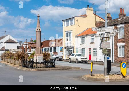 The Fishermen’s Monument, Flamborough Village, East Riding of Yorkshire, England, Vereinigtes Königreich Stockfoto