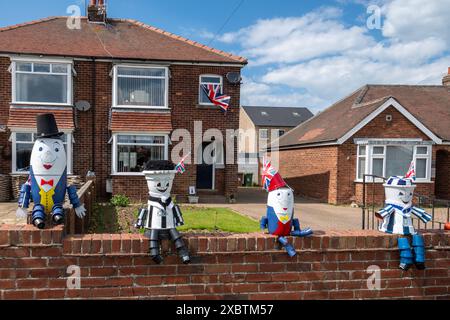 Flamborough Flowerpot Festival im Juni 2024, dörfliches Event in The East Riding of Yorkshire, England, Großbritannien Stockfoto