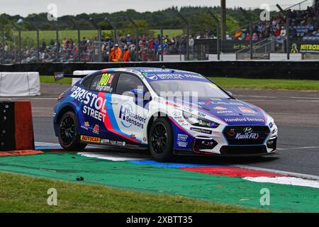 Tom Ingram, Hyundai i30N, Team Bristol Street Motors, BTCC, British Touring Car Championship, Runden zehn, elf und zwölf der Saison 2024 Stockfoto