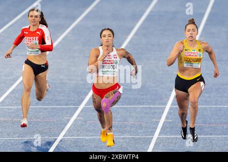 Rom, Italien. Juni 2024. ROM, ITALIEN – 9. JUNI: Ewa Swoboda aus Polen und Gina Luckenkemper aus Deutschland, die am 3. Tag der Leichtathletik-Europameisterschaft Rom 2024 im Stadio Olimpico am 9. Juni 2024 in Rom, Italien, an den 100-m-Frauen teilnahmen. (Foto: Joris Verwijst/BSR Agency) Credit: BSR Agency/Alamy Live News Stockfoto