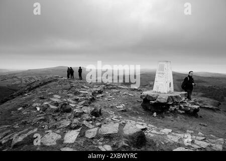 Der Gipfel des Zuckerhuts, Mynydd Pen-y-fal, liegt am südlichen Rand der Black Mountains im Bannau Brycheiniog, dem Nationalpark Brecon Beacons Stockfoto