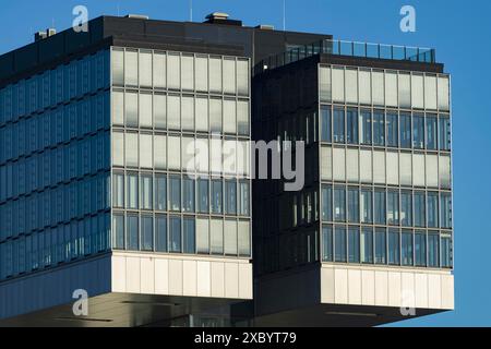 Kranhaus im Rheinauer Hafen, Köln, Nordrhein-Westfalen, Deutschland Stockfoto