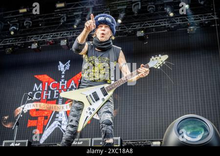 Solvesborg, Schweden. Juni 2024. Die Band Michael Schenker Group gibt ein Live-Konzert während des schwedischen Musikfestivals Sweden Rock Festival 2024 in Solvesborg. Hier ist Gitarrist Michael Schenker live auf der Bühne zu sehen. Stockfoto