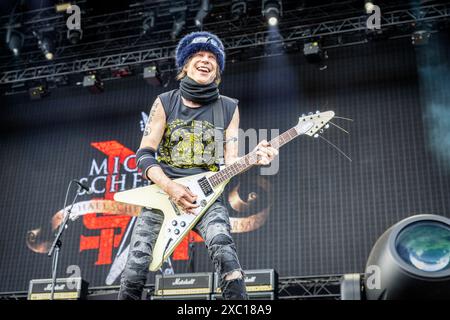 Solvesborg, Schweden. Juni 2024. Die Band Michael Schenker Group gibt ein Live-Konzert während des schwedischen Musikfestivals Sweden Rock Festival 2024 in Solvesborg. Hier ist Gitarrist Michael Schenker live auf der Bühne zu sehen. Stockfoto