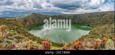 Der Guatavita-See (Laguna Guatavita) liegt in der Kordillera Oriental der kolumbianischen Anden. Heilige Stätte der einheimischen Muisca-Indianer. Cundinamarca de Stockfoto