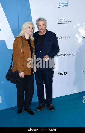 Martina Gedeck und Markus Imboden bei dem FEST DER PRODUKTIONSALLIANZ in Berlin 13.06.2024 *** Martina Gedeck und Markus Imboden beim FEST DER PRODUKTIONSALLIANZ in Berlin 13 06 2024 Stockfoto