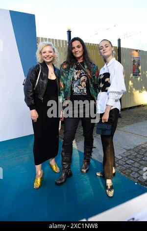 Luisa-Celine Gaffron, Katja von Garniernd und Lea van Acken bei dem FEST DER PRODUKTIONSALLIANZ in Berlin 13.06.2024 *** Luisa Celine Gaffron, Katja von Garniernd und Lea van Acken beim FEST DER PRODUKTIONSALLIANZ in Berlin 13 06 2024 Stockfoto