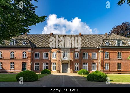 Das Prinzenhaus im Schlosspark Plön, Schleswig-Holstein, Deutschland | das Fürstenhaus im Schlosspark, Plön, Schleswig-Holstein, Deutschland Stockfoto