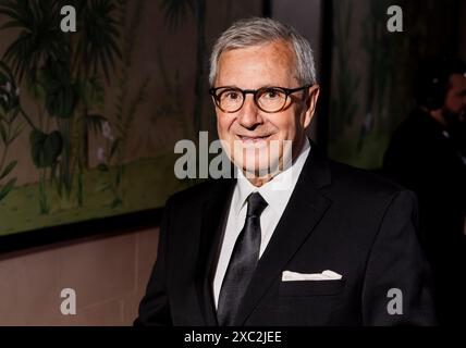 Berlin, Deutschland. April 2024. Jan Hofer, Nachrichtensprecher, nimmt an der Verleihung des Felix Burda Award 2024 im Adlon Kempinski Hotel Teil. (Recrop) Credit: Christoph Soeder/dpa/Alamy Live News Stockfoto