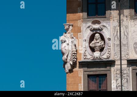 Italien, Toskana, Pisa, Piazza dei Cavalieri, Palazzo della Carovana Scuola normale Universität, Detailfassade Stockfoto