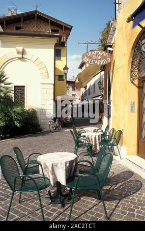 Torri del Benaco Straßen am Ostufer des Gardasees, Veneto, Lombardei, Italien Stockfoto