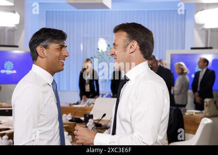 Savelletri Di Fasano, Italien. Juni 2024. Der britische Premierminister Rishi Sunak und der französische Präsident Emmanuel Macron am zweiten Tag des 50. G7-Gipfels in Borgo Egnazia, Italien, am 13. Juni 2024. Foto von (EV) /ABACAPRESS. COM Credit: Abaca Press/Alamy Live News Stockfoto