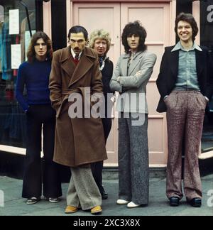 Sparks Fotoshooting Hilversum, Niederlande - 1974, (Foto Gijsbert Hanekroot) Stockfoto