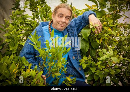 Gartenexperte BOB FLOWERDEW zu Hause Stockfoto