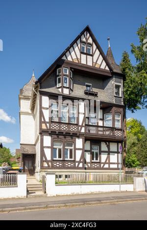 Alsfeld, Hochstraße 1, Fabrikantenvilla von 1901 im Heimatstil Stockfoto