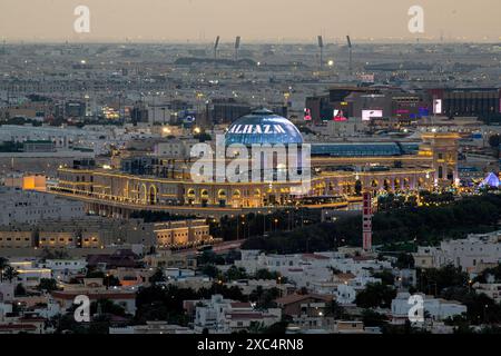 Aus der Vogelperspektive der Al Hazm Mall Doha, Katar. Stockfoto