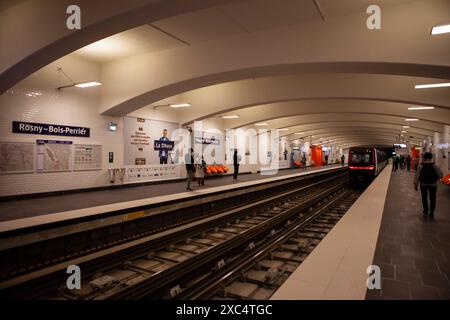 RATP und IDFM weihen am Donnerstag, den 13. Juni 2024, die Verlängerung der U-Bahn-Linie 11 ein Stockfoto