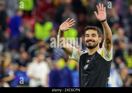 München, Deutschland. Juni 2024. Fußball, UEFA Euro 2024, Europameisterschaft, Deutschland - Schottland, Vorrunde, Gruppe A, Spieltag 1, Football Arena München. Ilkay Gündogan winkt nach dem Sieg. Quelle: Christian Charisius/dpa/Alamy Live News Stockfoto