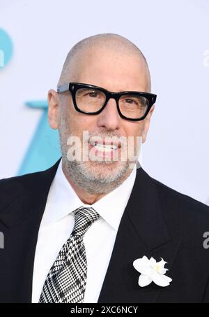 LOS ANGELES, KALIFORNIEN - 13. JUNI: Regisseur Richard LaGravenese nimmt an der Premiere von Netflix's „A Family Affair“ im ägyptischen Theater Teil Stockfoto