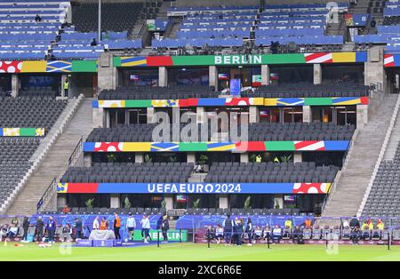 Berlin, Deutschland. Juni 2024. Tribunes des Olympiastadions Berlin während des offenen Trainings der kroatischen Fußballnationalmannschaft vor dem Spiel der UEFA EURO 2024 gegen Spanien. Quelle: Oleksandr Prykhodko/Alamy Live News Stockfoto