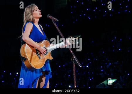 Liverpool, Großbritannien. Juni 2024. Taylor Swift tritt während der Eras Tour im Fußballstadion von Anfield auf. Foto: Thomas Jackson/Alamy Live News Stockfoto